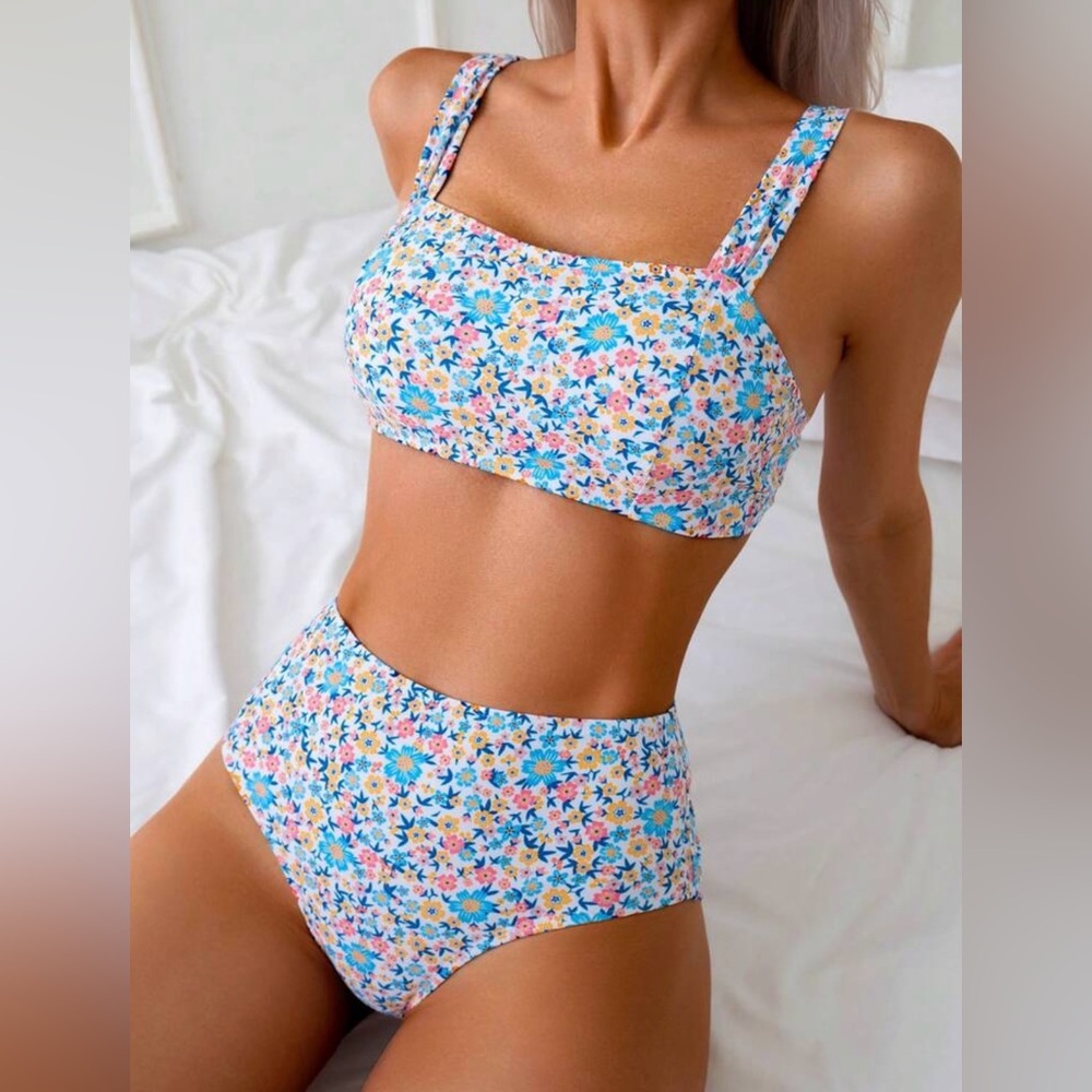 SHEIN Multicolor Floral Bikini Set